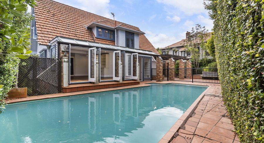  at 69 Shore Road, Remuera, Auckland City, Auckland