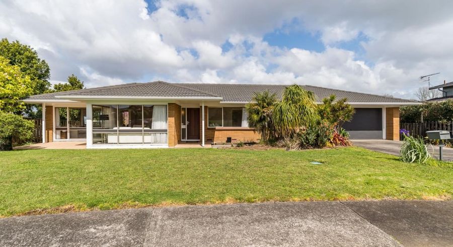  at 3 Serrita Avenue, Sunnyhills, Manukau City, Auckland