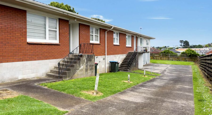  at 8/44 Pilkington Road, Mount Wellington, Auckland