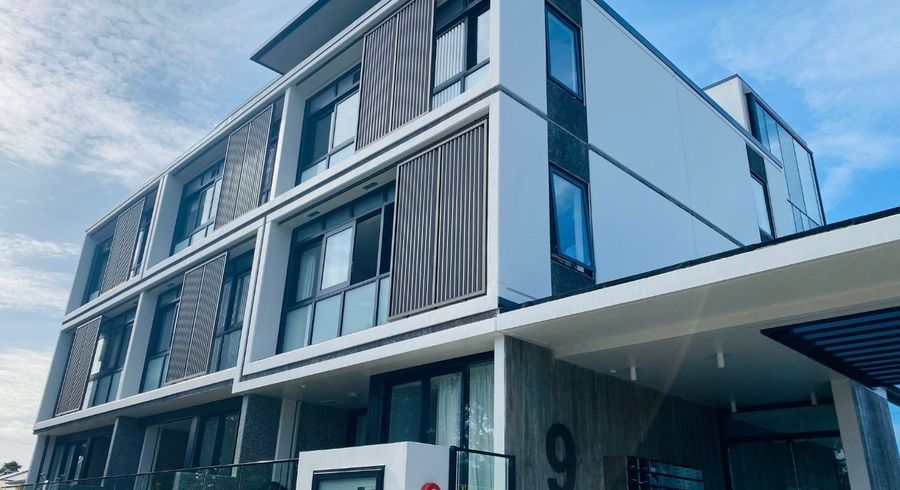  at 204/9 Walmer Road, Point Chevalier, Auckland City, Auckland