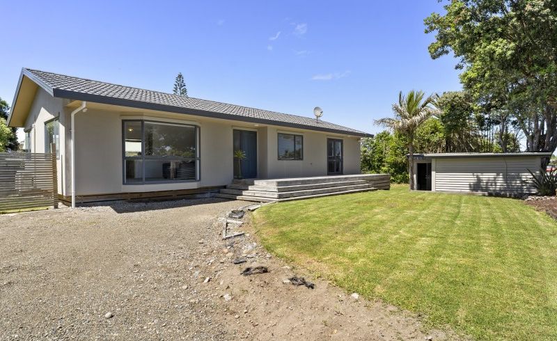  at 4 The Avenue, Otaki Beach, Otaki