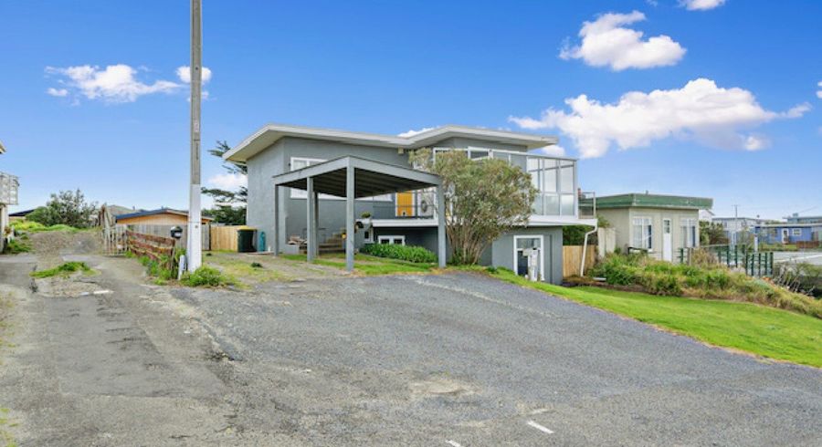  at 22 Nelson Street, Foxton Beach, Foxton