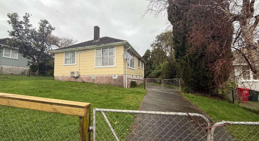  at 7 Cumberland Grove, Cannons Creek, Porirua, Wellington