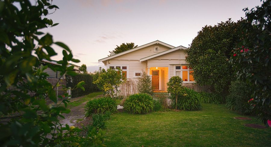  at 11 Calgary Street, Sandringham, Auckland