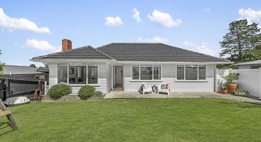  at 19 Apirana Avenue, Glen Innes, Auckland City, Auckland