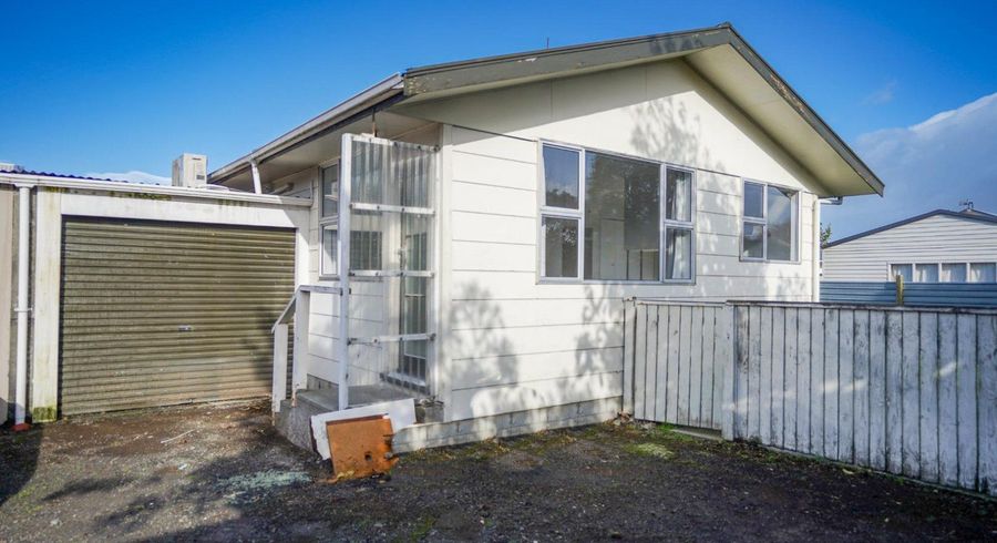 at 42b Burns Avenue, Takaro, Palmerston North, Manawatu / Whanganui