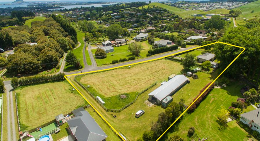  at 366 Kaitemako Road, Welcome Bay, Tauranga