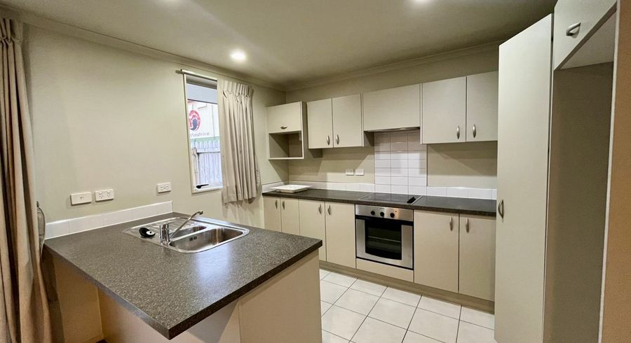  at Zabeel Crescent, Takanini, Papakura, Auckland