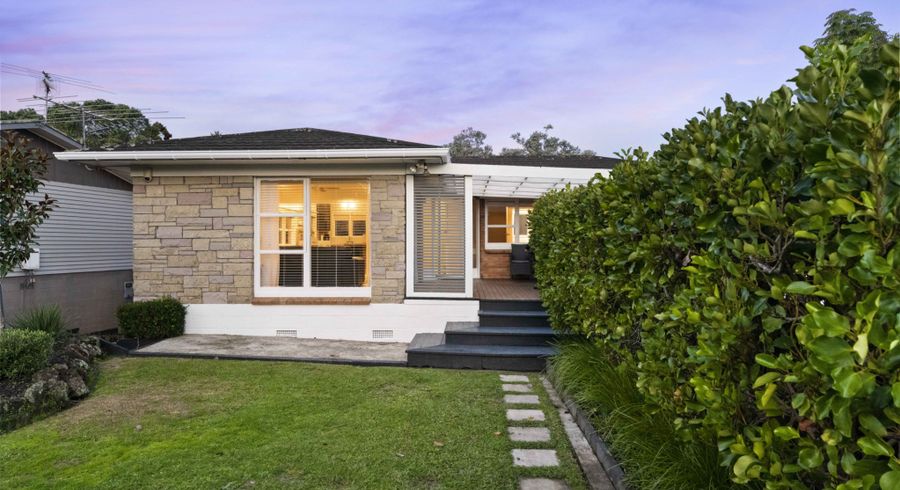 at 16 Finnerty Avenue, Howick, Manukau City, Auckland