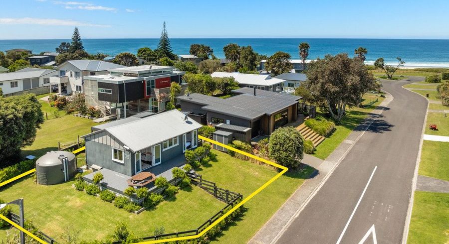  at 39 Kon Tiki Road, Whiritoa, Hauraki, Waikato