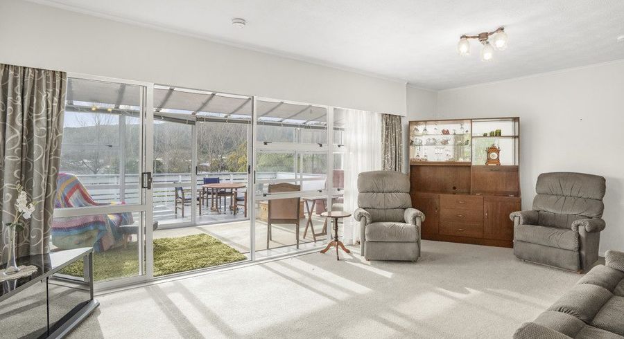  at 216A Waddington Drive, Naenae, Lower Hutt