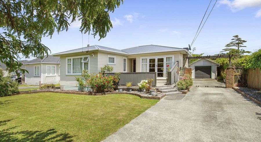  at 11 Frederick Street, Wainuiomata, Lower Hutt, Wellington