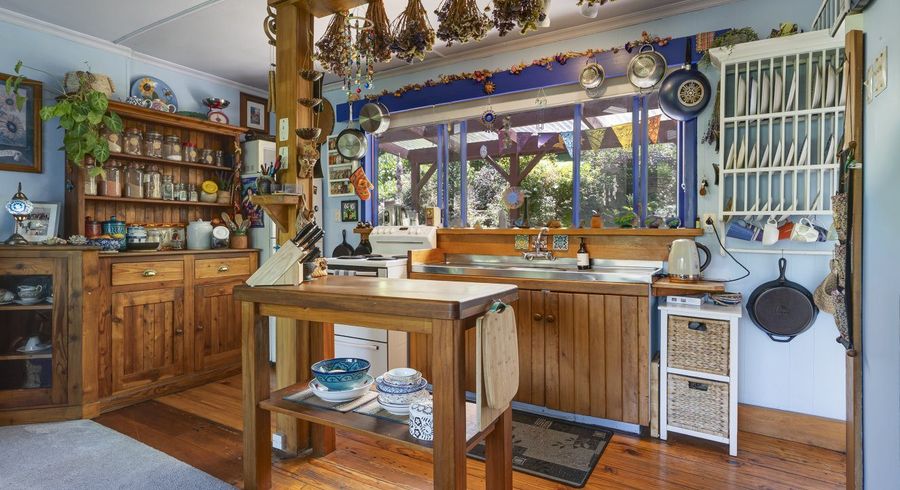  at 58 The Ridgeway, Enner Glynn, Nelson, Nelson / Tasman