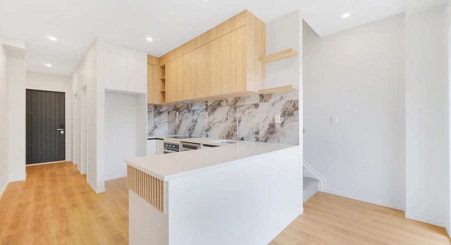  at 4/32 Sunlands Drive, Manurewa, Manukau City, Auckland