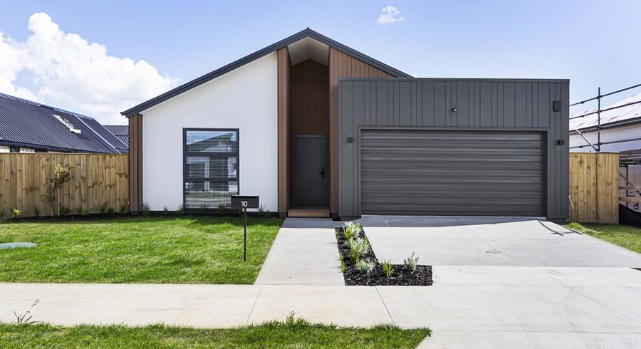  at 10 Arahi Road, Clevedon, Manukau City, Auckland