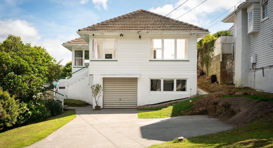  at 7 Pimble Avenue, Karori, Wellington