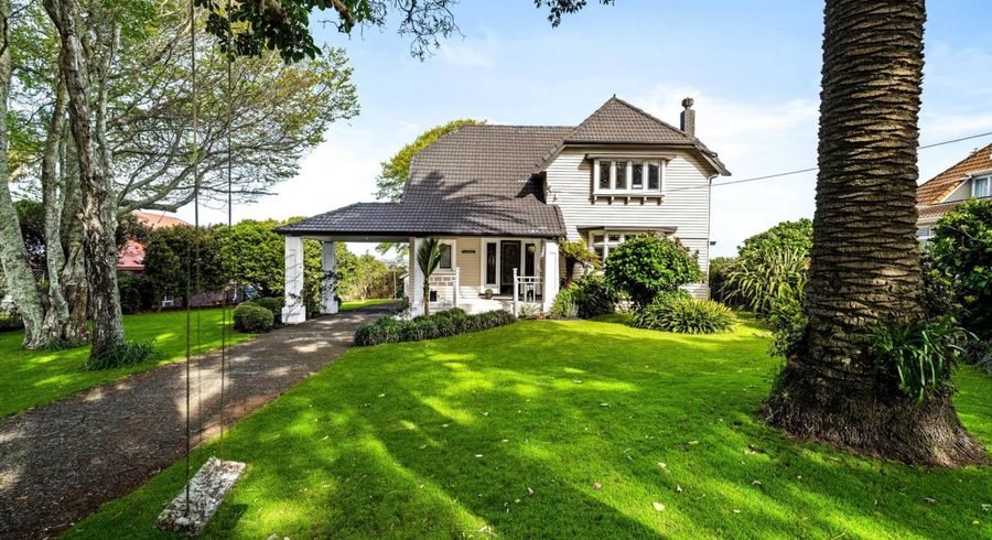  at 30 Court Crescent, Panmure, Auckland City, Auckland