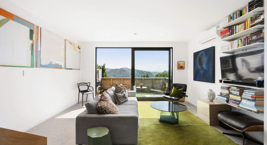  at 5/52 High Street, Island Bay, Wellington