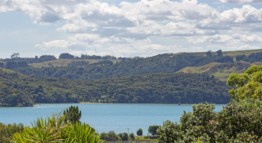  at 26 Main Road, Raglan