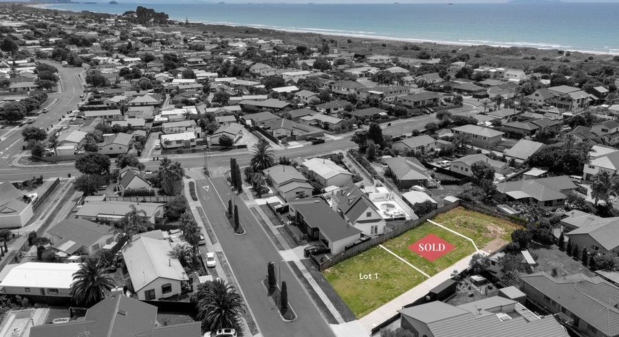  at 5 & 7 Katerini Grove, Papamoa Beach, Tauranga, Bay Of Plenty