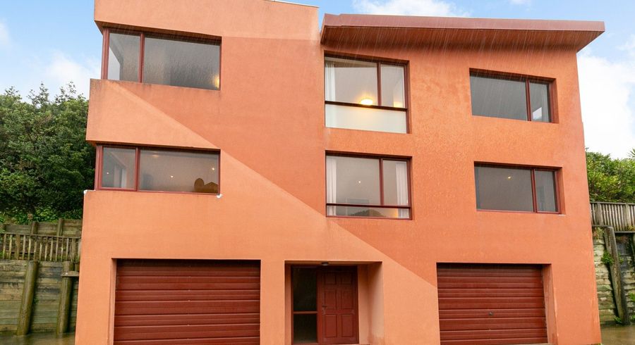  at 14B Domanski Crescent, Owhiro Bay, Wellington, Wellington