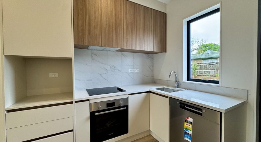  at 10/35 Crawford Avenue, Mangere Bridge, Manukau City, Auckland