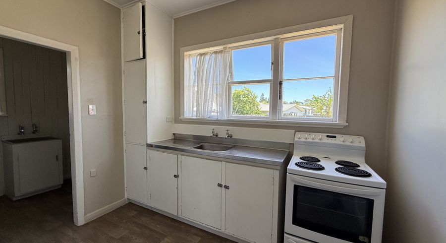  at 2/192 Rathgar Road, Henderson, Waitakere City, Auckland