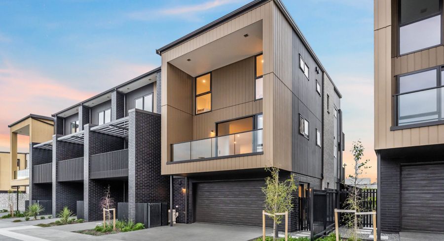  at 11 Riukiuta Avenue, Mount Eden, Auckland City, Auckland