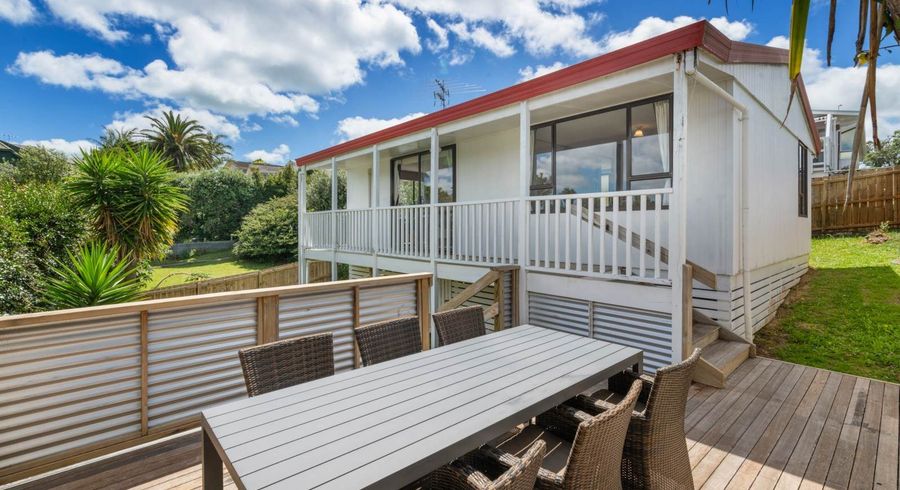  at 103A Bradbury Road, Botany Downs, Manukau City, Auckland