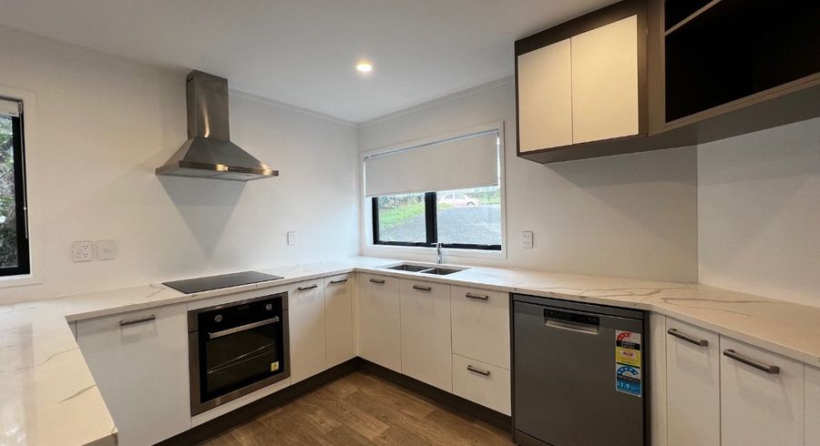  at 5 Goldfinch Rise, Unsworth Heights, North Shore City, Auckland