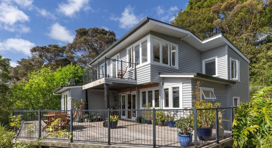  at 20 Phillip Avenue, Glen Eden, Auckland