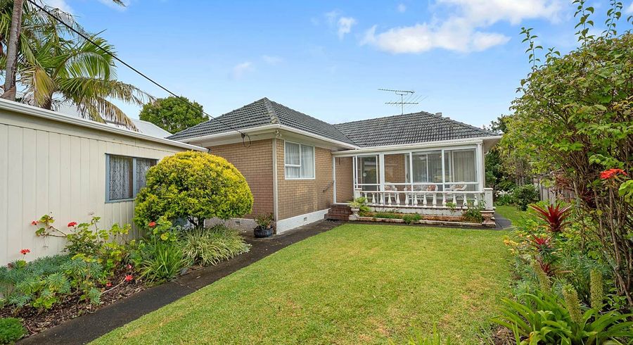  at 12 Sinclair Street, Devonport, North Shore City, Auckland
