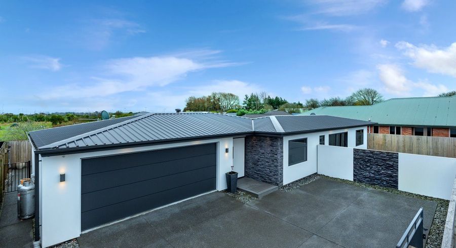  at 14 Blue Gum Place, New Brighton, Christchurch