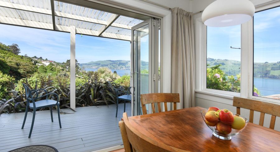  at 28 Athol Place, Ravensbourne, Dunedin