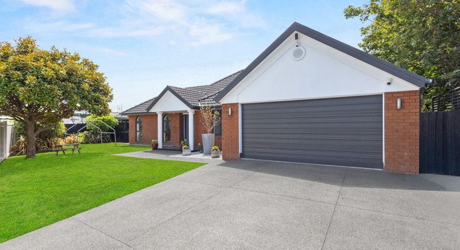  at 43 Broadhaven Avenue, Parklands, Christchurch City, Canterbury