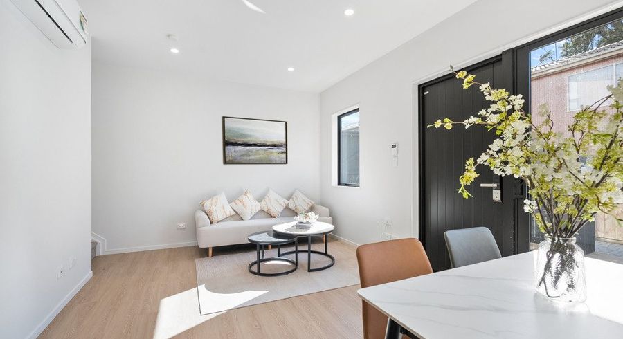  at 11/20 Seabrook Ave, New Lynn, Waitakere City, Auckland