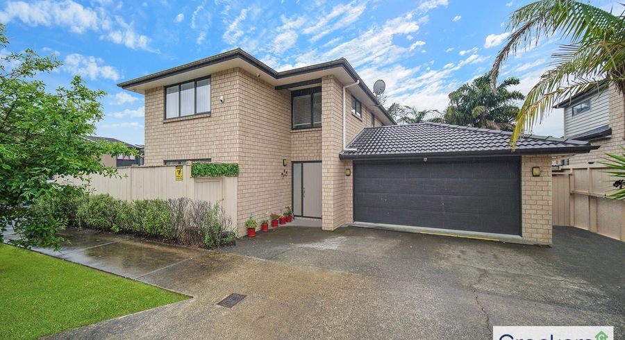  at 2 Conti Drive, Flat Bush, Manukau City, Auckland