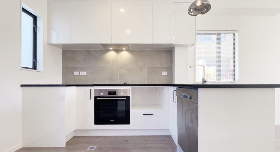  at 8/8 Arney Road, Ranui, Waitakere City, Auckland