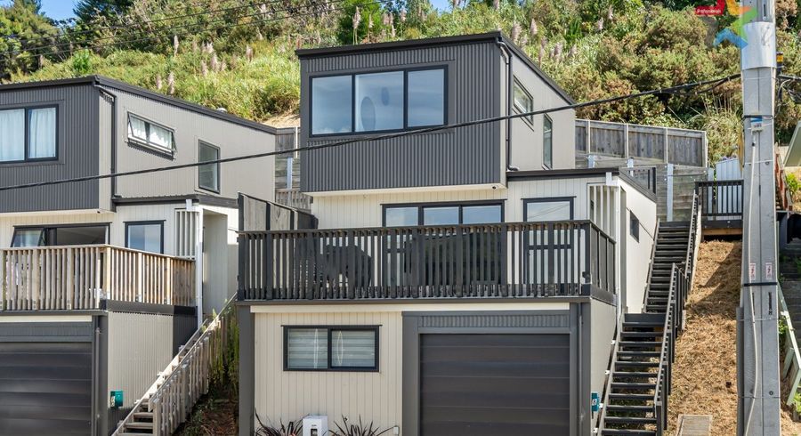  at 8 Main Road, Wainuiomata, Lower Hutt