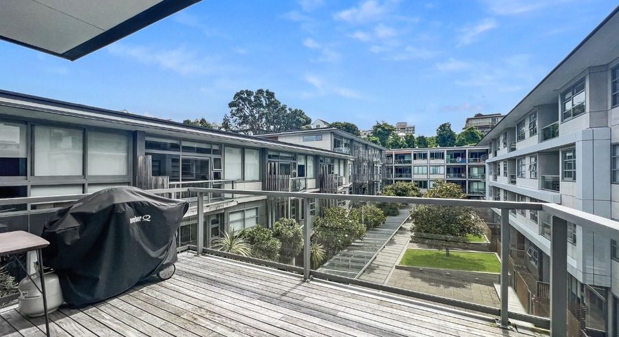  at E301/28 Torrens Terrace, Mount Cook, Wellington