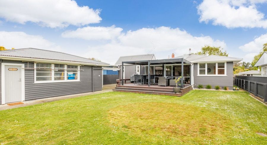  at 8 Parkland Crescent, Terrace End, Palmerston North