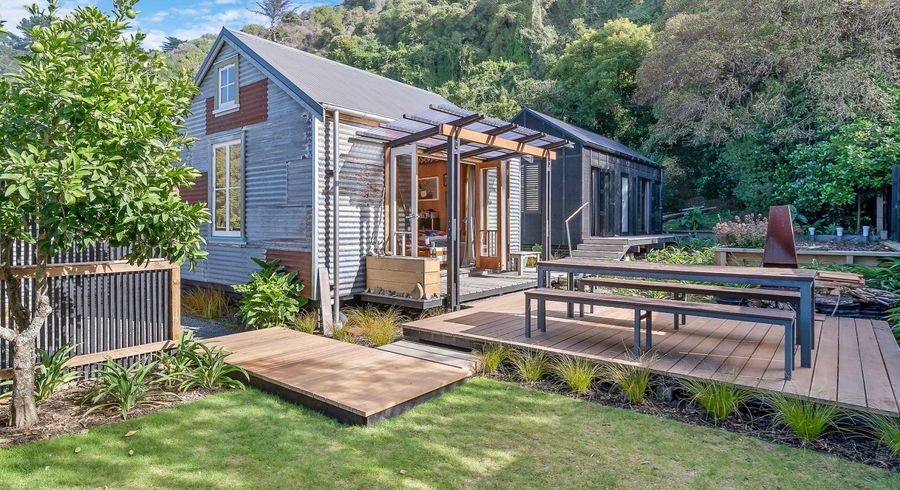  at 30 Moody Street, Gore Bay, Cheviot