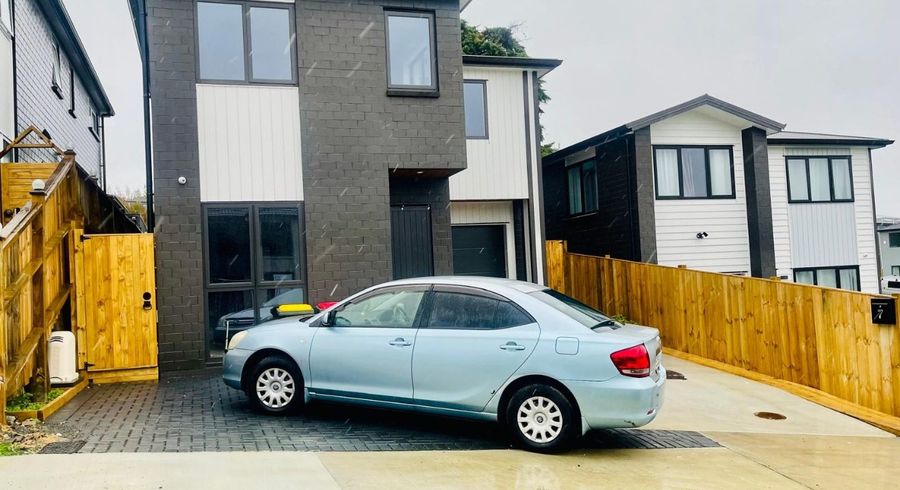  at 7 Ripa Street, Flat Bush, Auckland