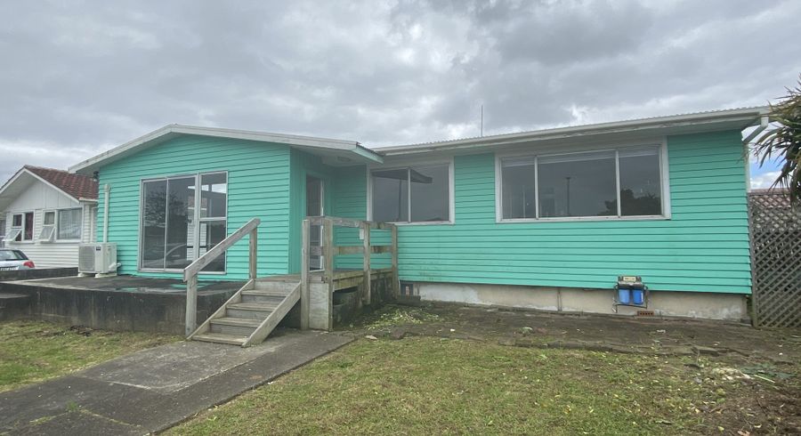  at 74 Bader Drive, Mangere, Auckland