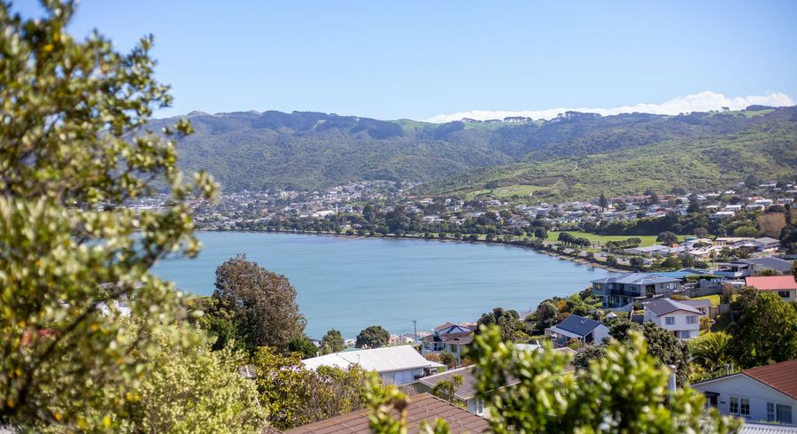  at 21 Inlet View, Titahi Bay, Porirua, Wellington
