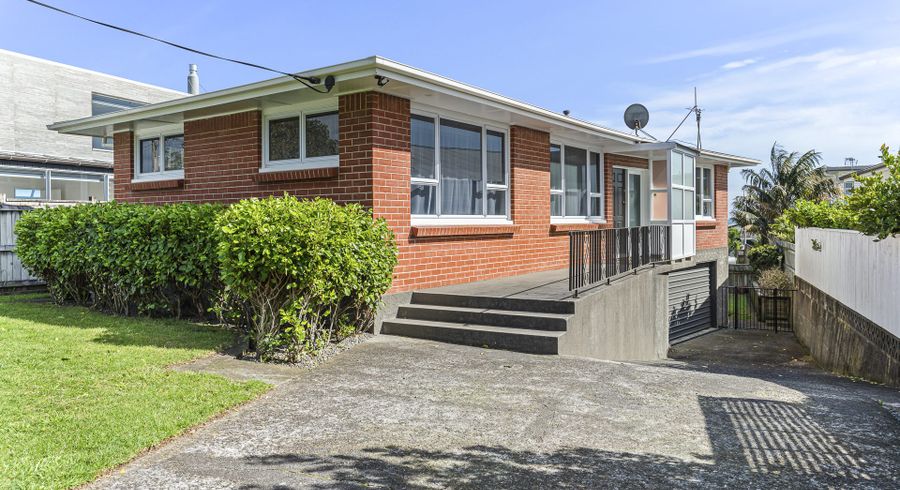  at 15 McLean Street, Strandon, New Plymouth, Taranaki