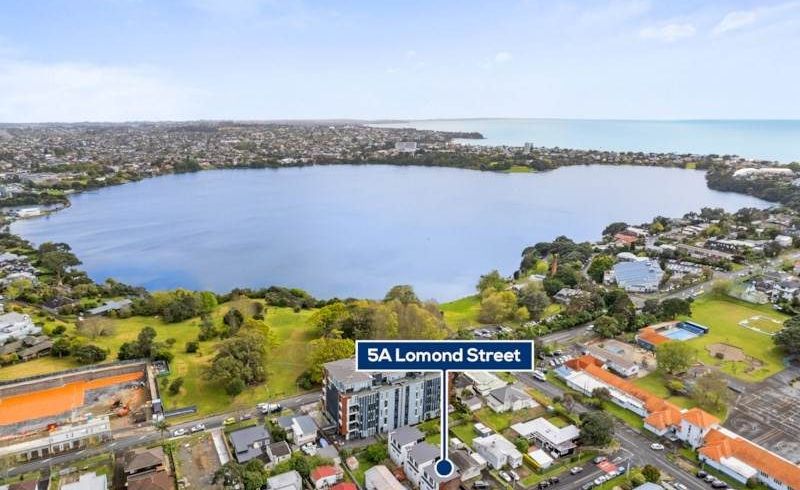  at 5B Lomond, Takapuna, North Shore City, Auckland