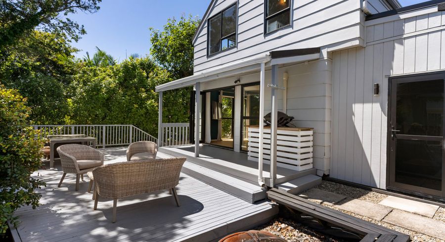  at 2/228 Beach Haven Road, Beach Haven, North Shore City, Auckland
