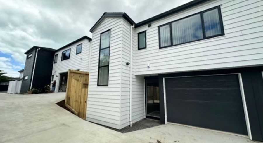  at 22A Union Road, Howick, Manukau City, Auckland