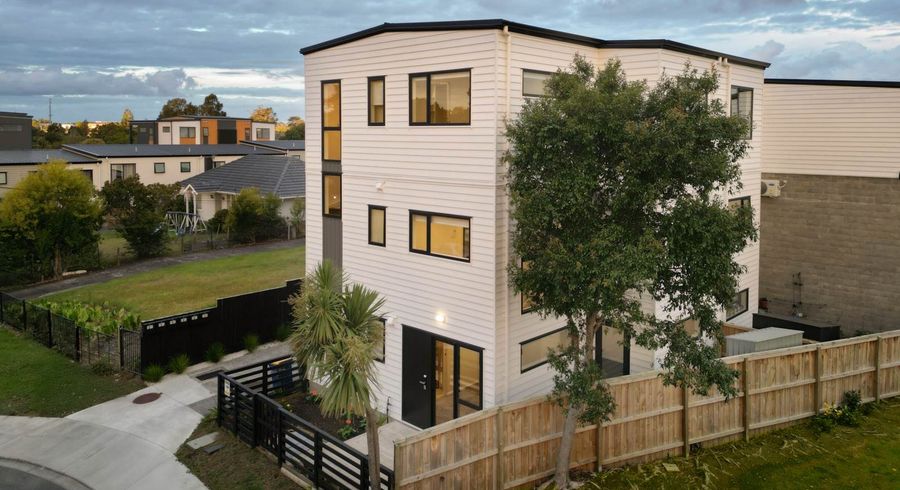  at 68A Smythe Road, Henderson, Waitakere City, Auckland